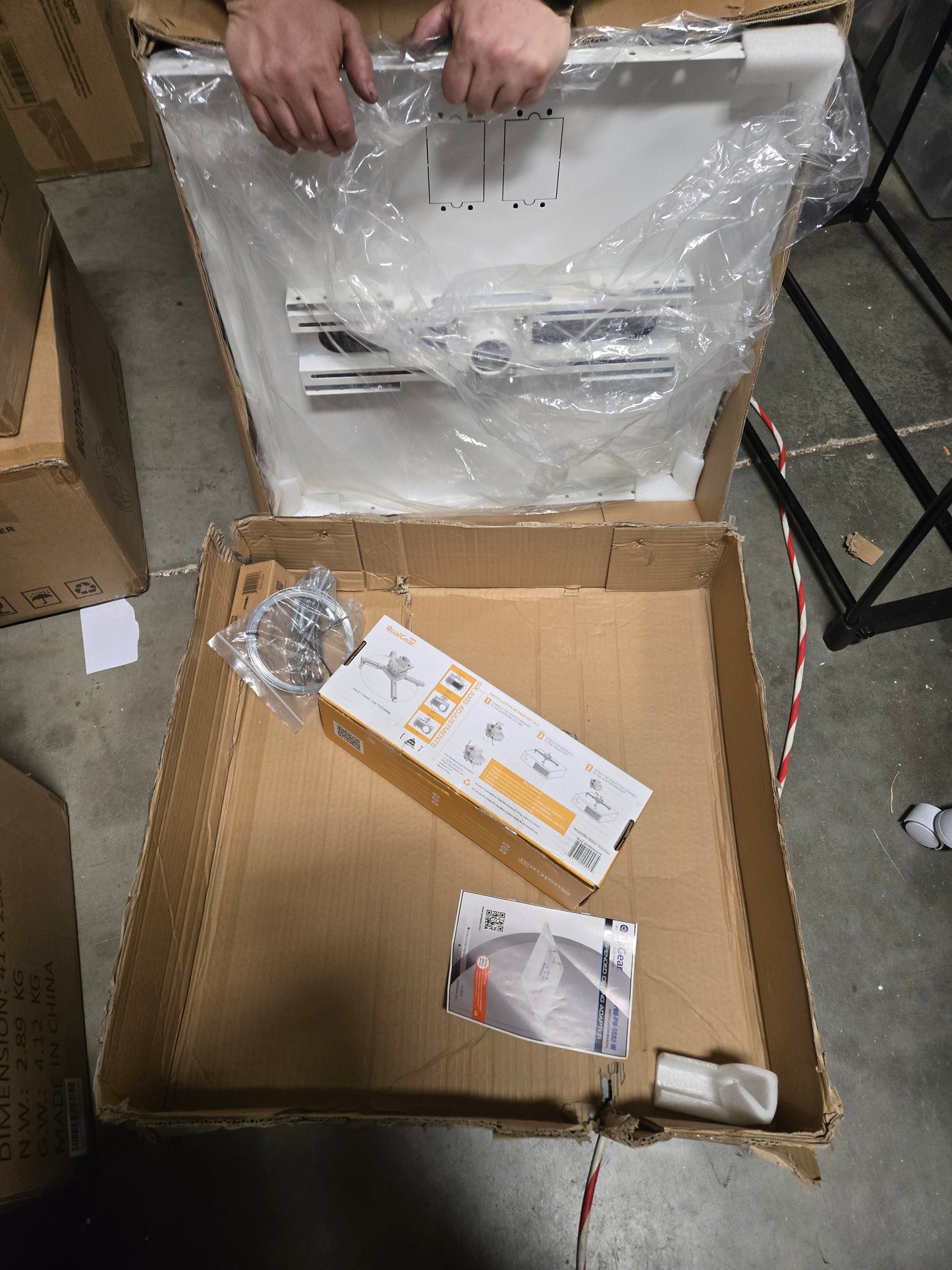 QualGear Projector Mounting for Suspended Ceiling