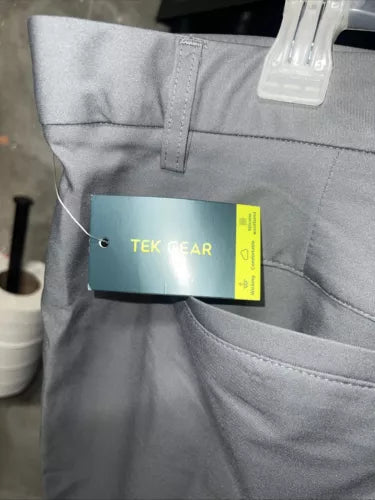 Tek Gear All Weather Shorts Gray Sz. 48 Flat front NEW Stretchable Comfortable