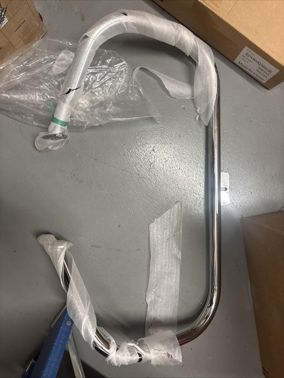 Chrome Engine Guard Crash Bar Fit For Heritage Softail Classic FLSTC 2000-2017