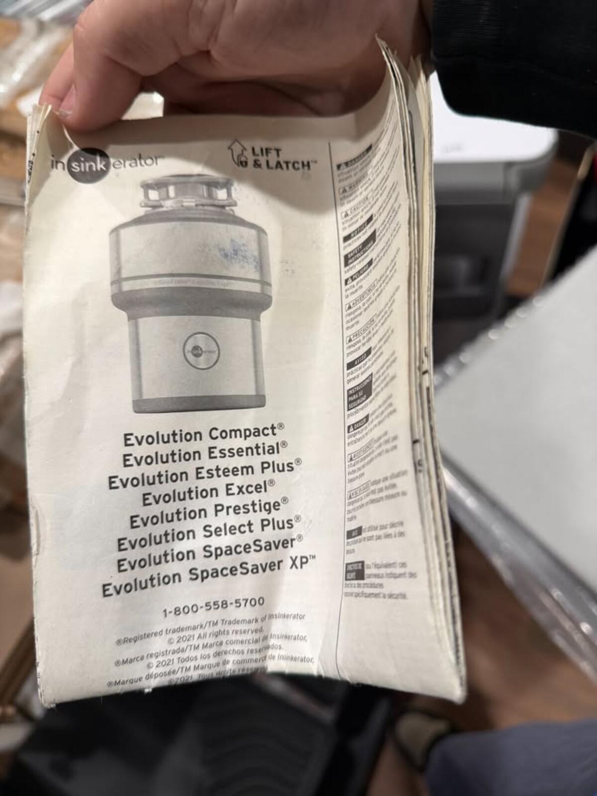 in sink sraitor garbage disposal.