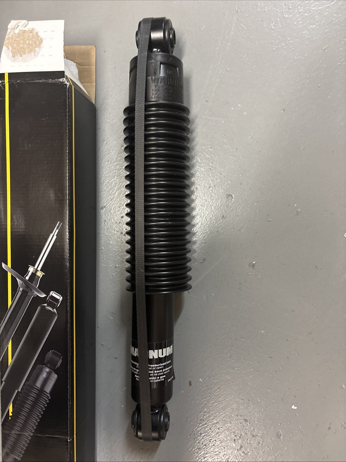 552001 Monroe Shock Rear Driver or Passenger Side for Chevy Right Left Chevrolet