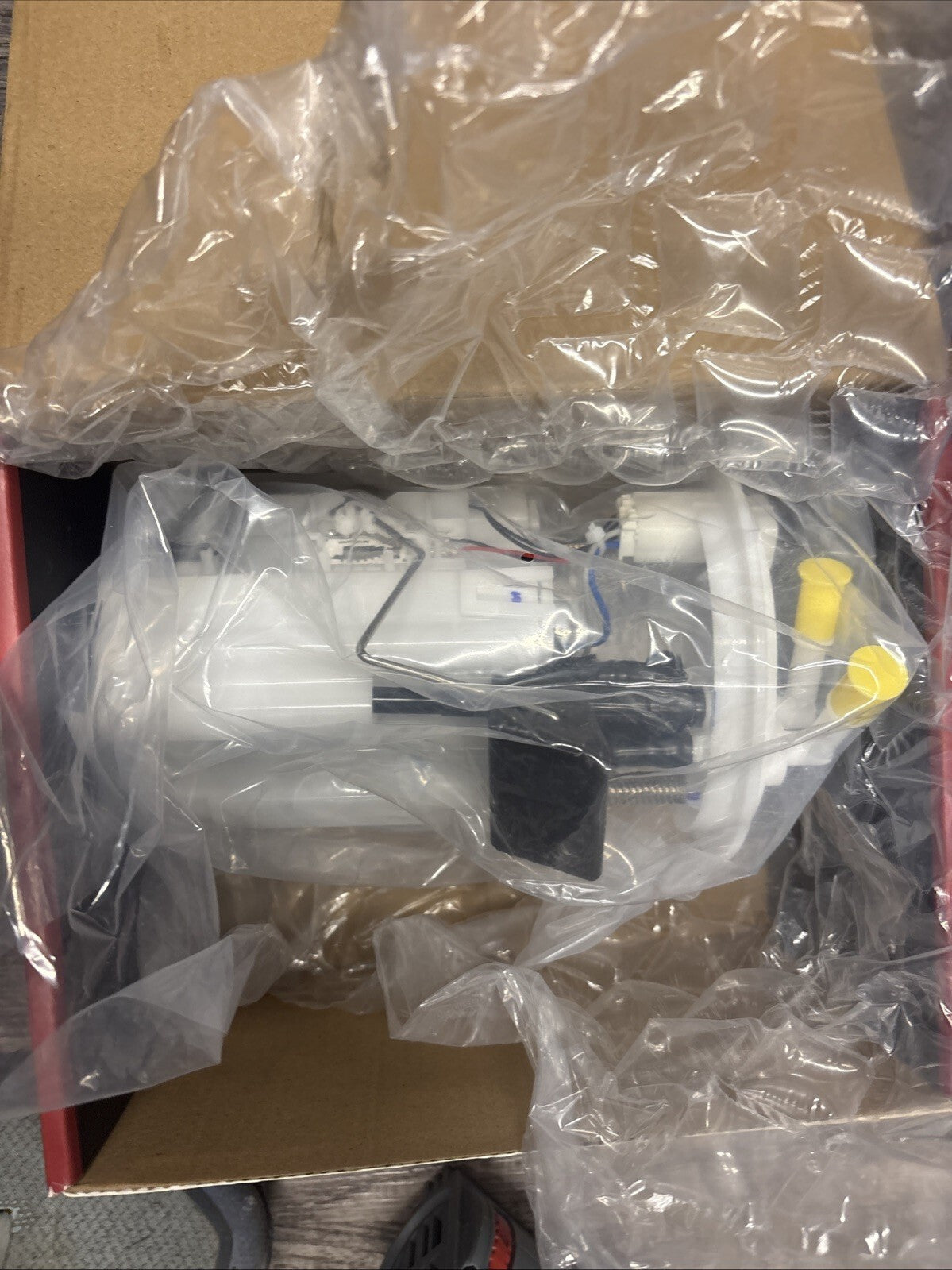 Fuel Pump Module Assembly Fits 2006-2011 Subaru Impreza, Legacy, Outback 2.5L