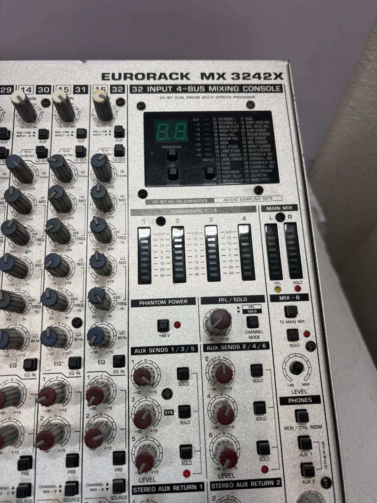 Behringer Eurorack MX 3242X Working Mixing Console Power Supply Crossover