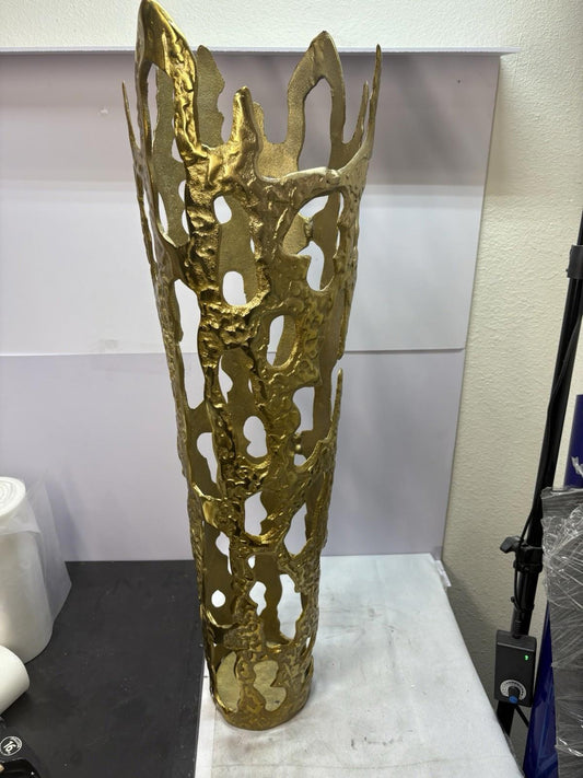 Handmade Aluminum Metal Decorative Vase Drip Centerpiece Vase Melting Design 32”