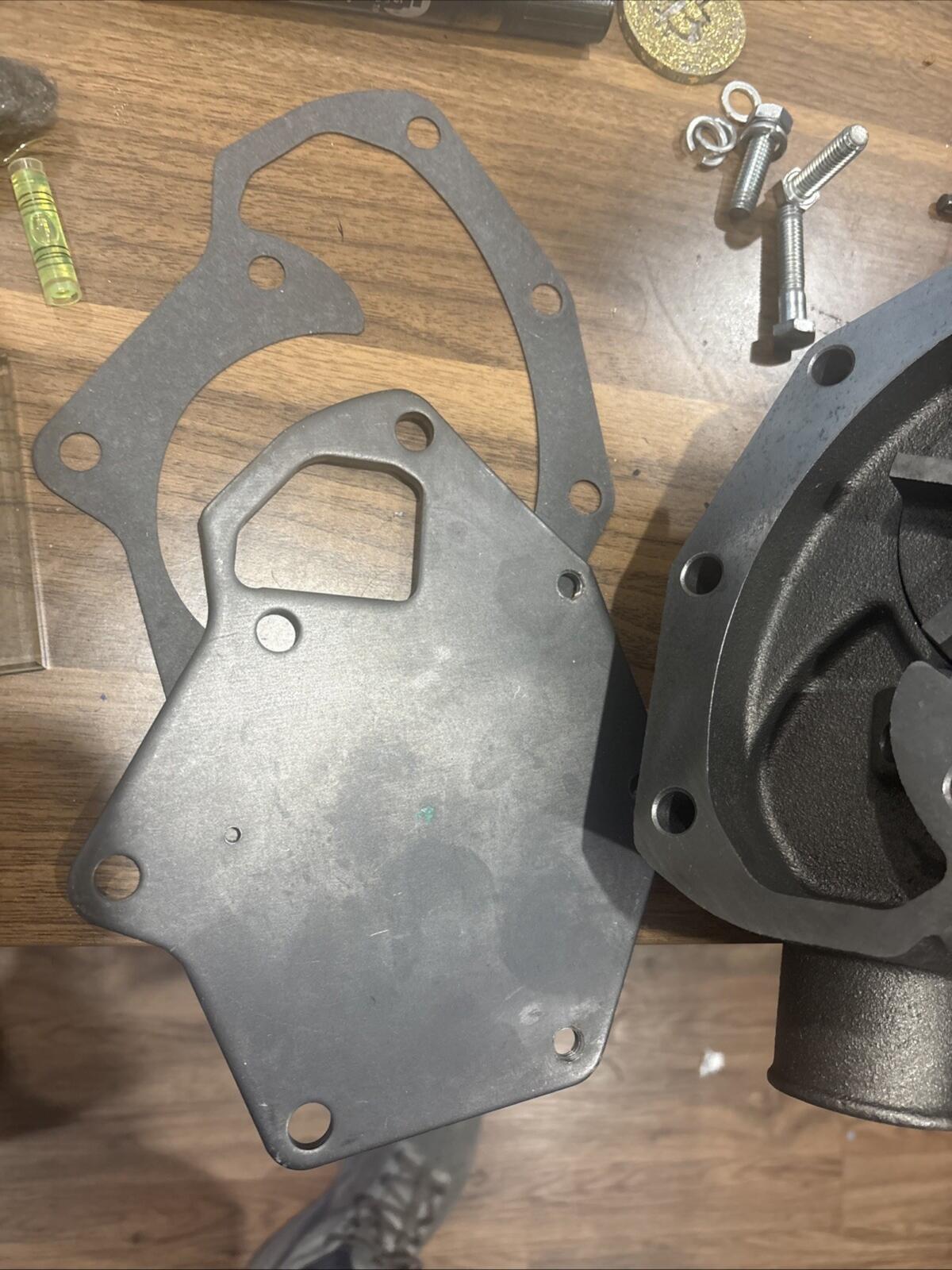 Water Pump Fits John Deere 5200 5210 5205 6500 5220 5105 6100 5310 5300 240