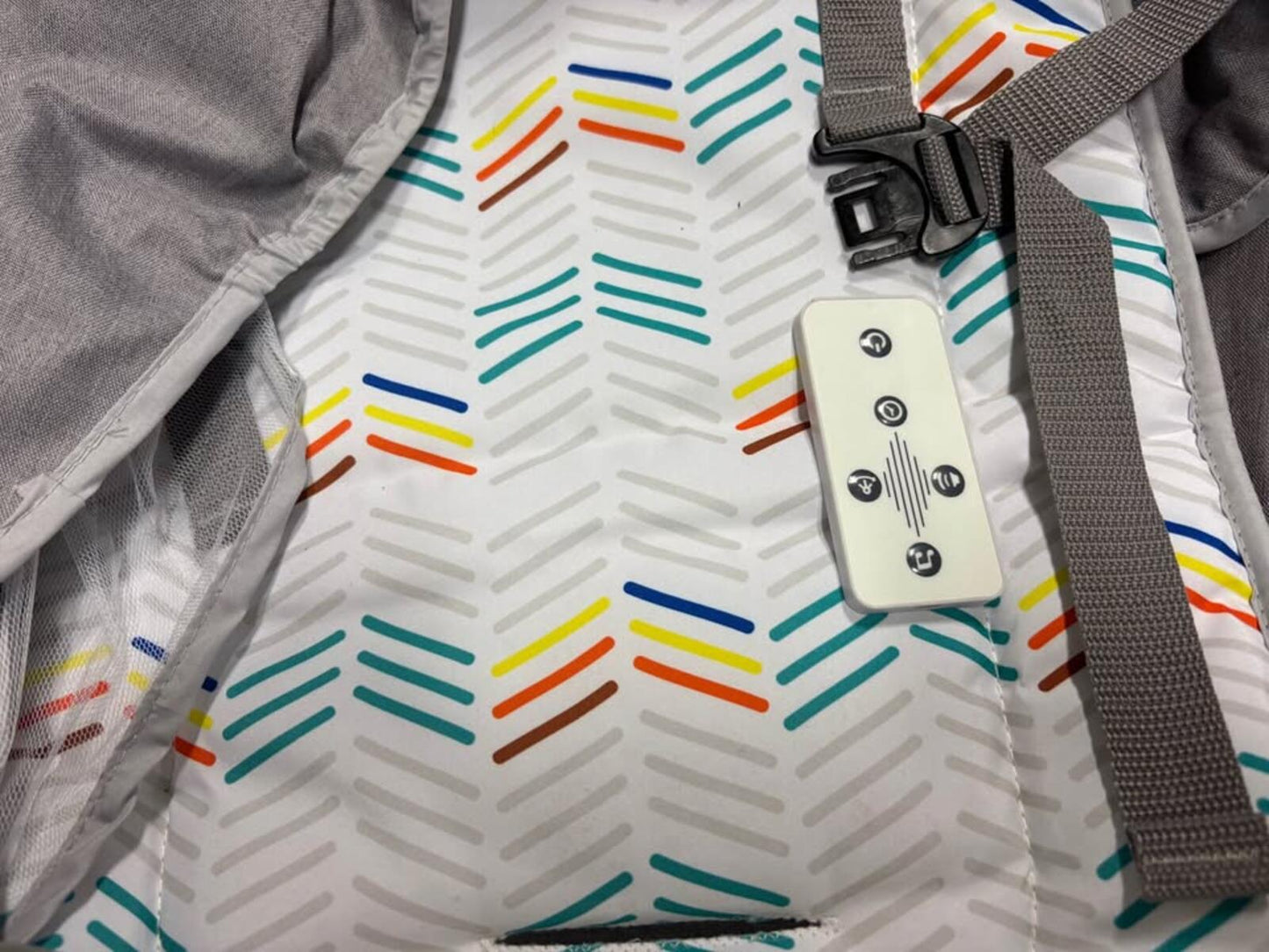 Baby bouncer swing with remote