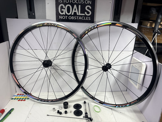 700C Road Bike Wheelset Aluminum 30mm 20H Front 24H Rear Rim Brake 8-12 Speed