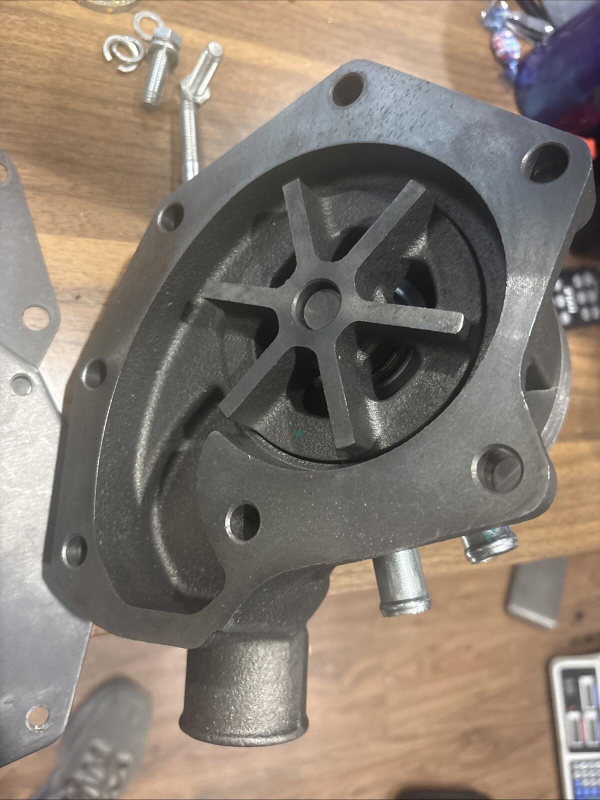 Water Pump Fits John Deere 5200 5210 5205 6500 5220 5105 6100 5310 5300 240