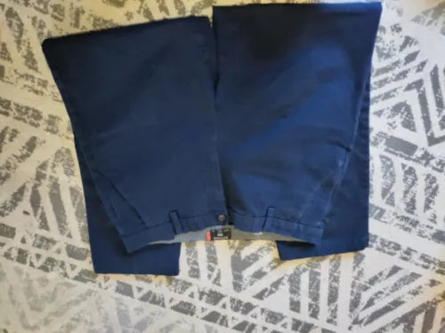Dockers Women's Truly Slimming Straight Leg Navy Blue Trouser Pants - Size 33/30