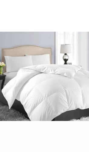 EASELAND All Season California King Soft Quilted Down Alternative Comforter