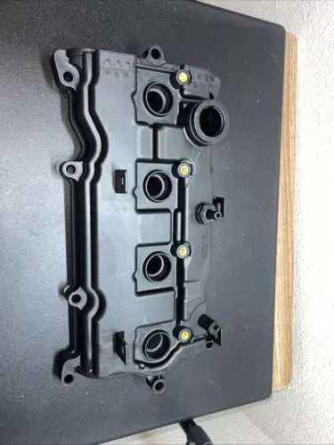 Engine Valve Cover Assembly for Nissan Infiniti L4 2.5l New W/O Cap Or Gasket