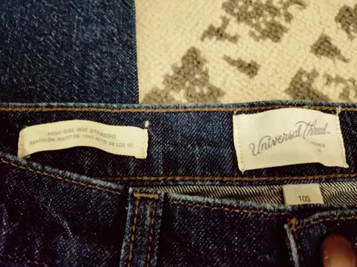 Women's High-Rise 90's Straight Jeans - Universal Thread Read Description 10s
