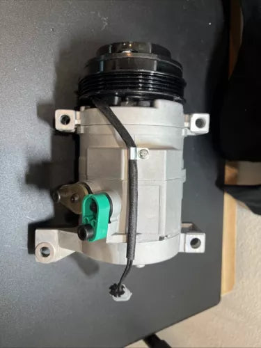 New A/C AC Compressor For 2007-2013 Chevrolet Silverado 3500 HD (6.0L)