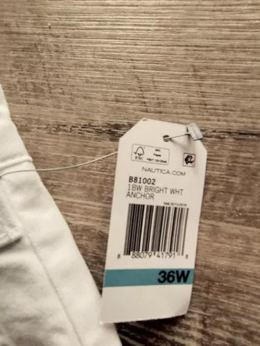 Nautica Shorts Women's 36w White Flat Front Deck Shorts 8.5 Inseam