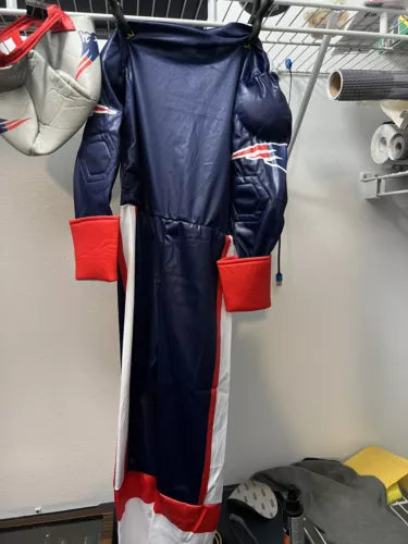 NFL New England Patriots Muscle Football Costume kid Size 4 Helmet NWT Fast ship
