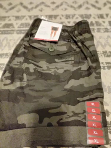 social standard utility cargo shorts Camouflage Xtra Large NWT Fast Shipping