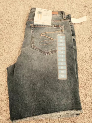Seven7 Sunset Frayed Hem Shorts SIZE 10