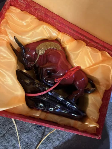 Home Decoration Pottery Porcelain Money Wealth Zodiac Year Ox Bull Oxen Cow RARE