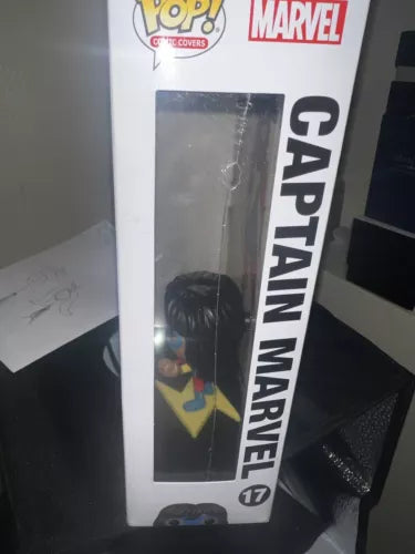 Funko Pop! Comic Covers Captain Marvel 17 2nd Print Target Exclusive Kamala Khan