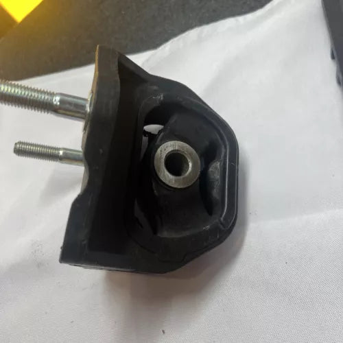 TRQ Automatic Transmission Motor Mount Direct Fit LH Side Lower for Honda Accord
