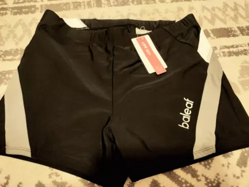 Women's Baleaf athletic cycling yoga spandex shorts, Medium, black, NWT, pocket